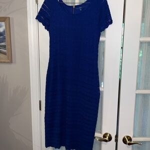 Apt 9 royal blue stretchy lace dress. Size medium. NWOT